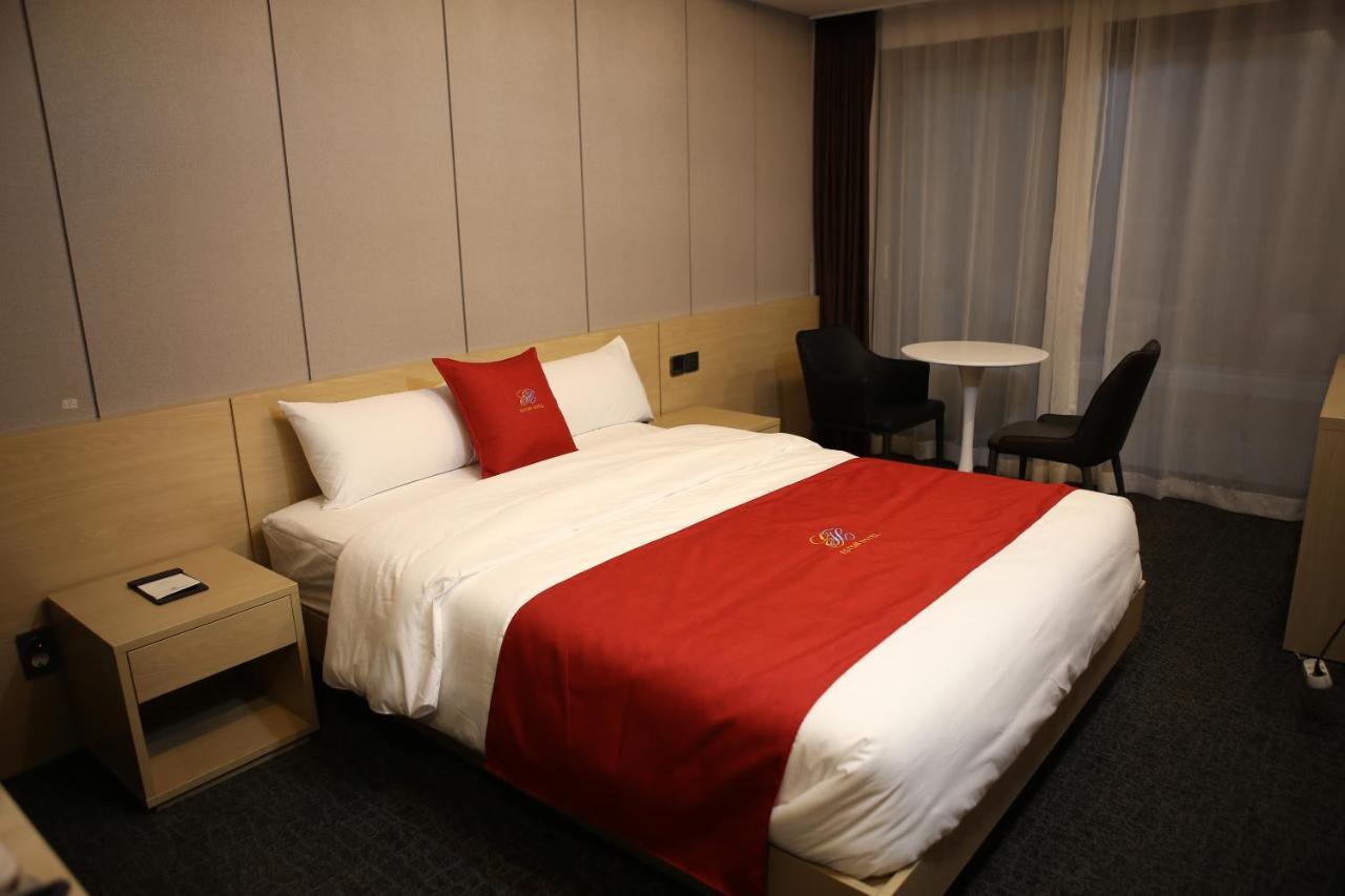 Chuncheon Eston Hotel Kültér fotó