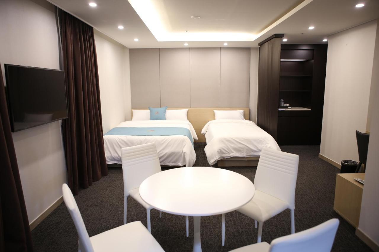 Chuncheon Eston Hotel Kültér fotó