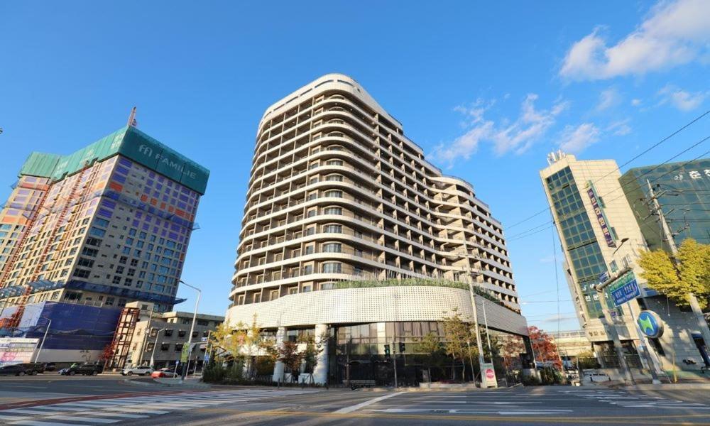 Chuncheon Eston Hotel Kültér fotó