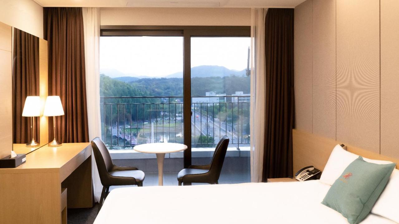 Chuncheon Eston Hotel Kültér fotó