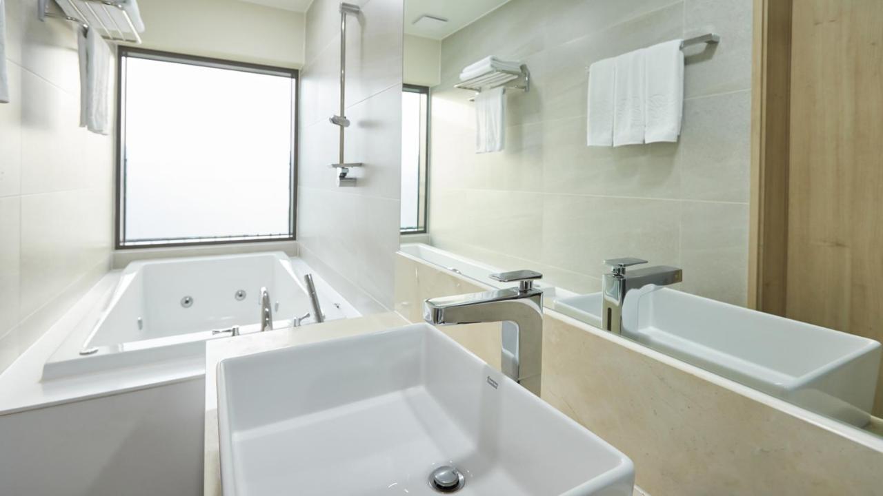 Chuncheon Eston Hotel Kültér fotó