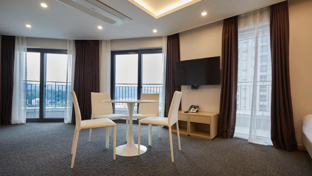 Chuncheon Eston Hotel Kültér fotó