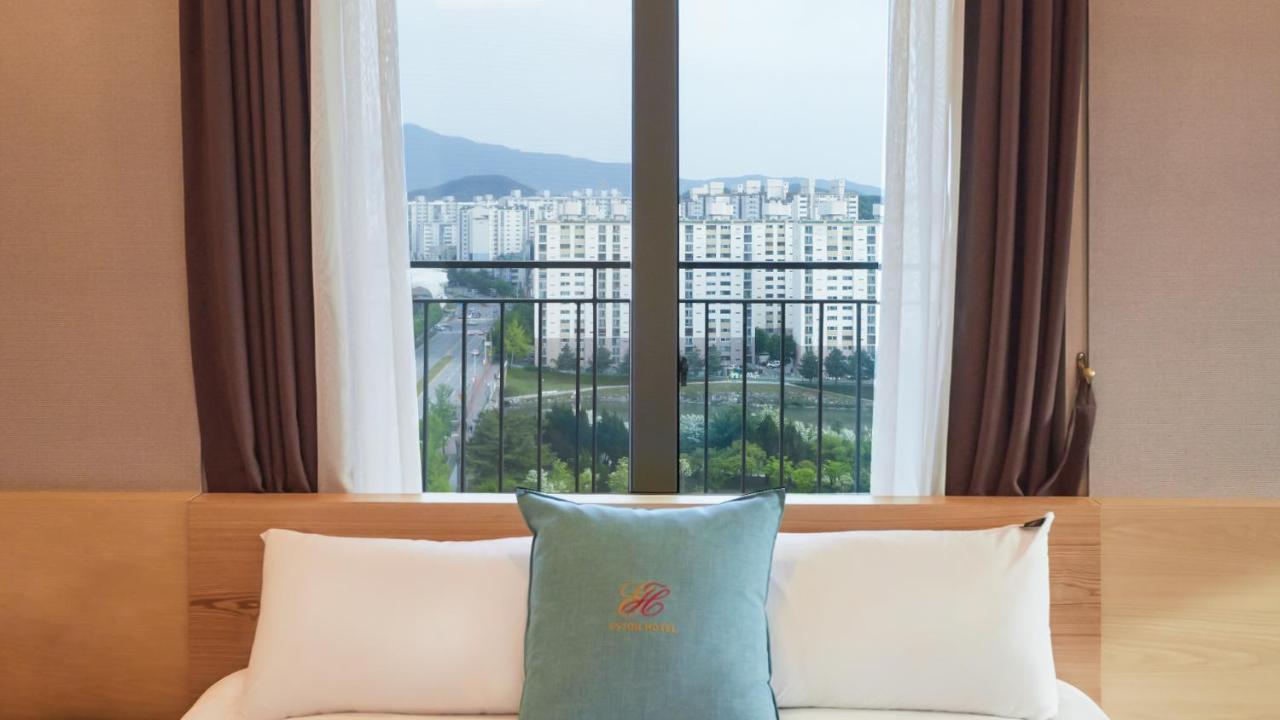 Chuncheon Eston Hotel Kültér fotó